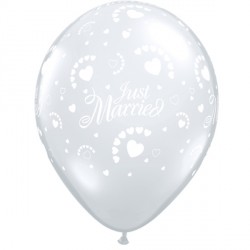 Just Married Hearts-a-round 11" Diamond Clear (50ct) Tw